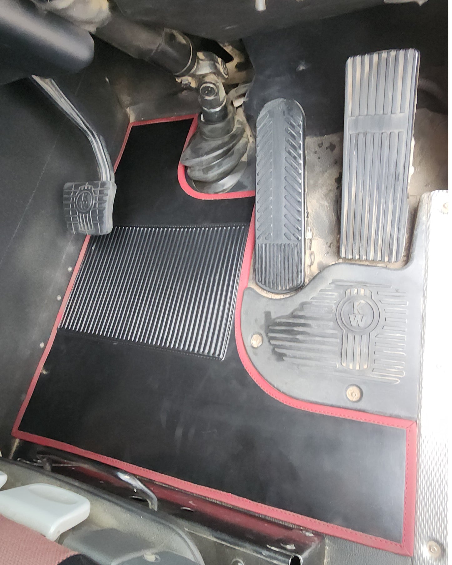 Heavy-Duty Floormats K200