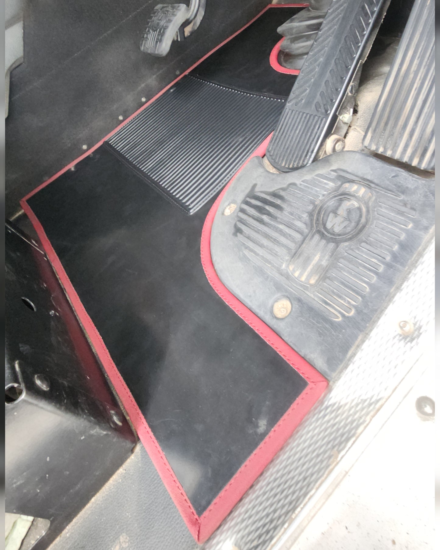 Heavy-Duty Floormats K200