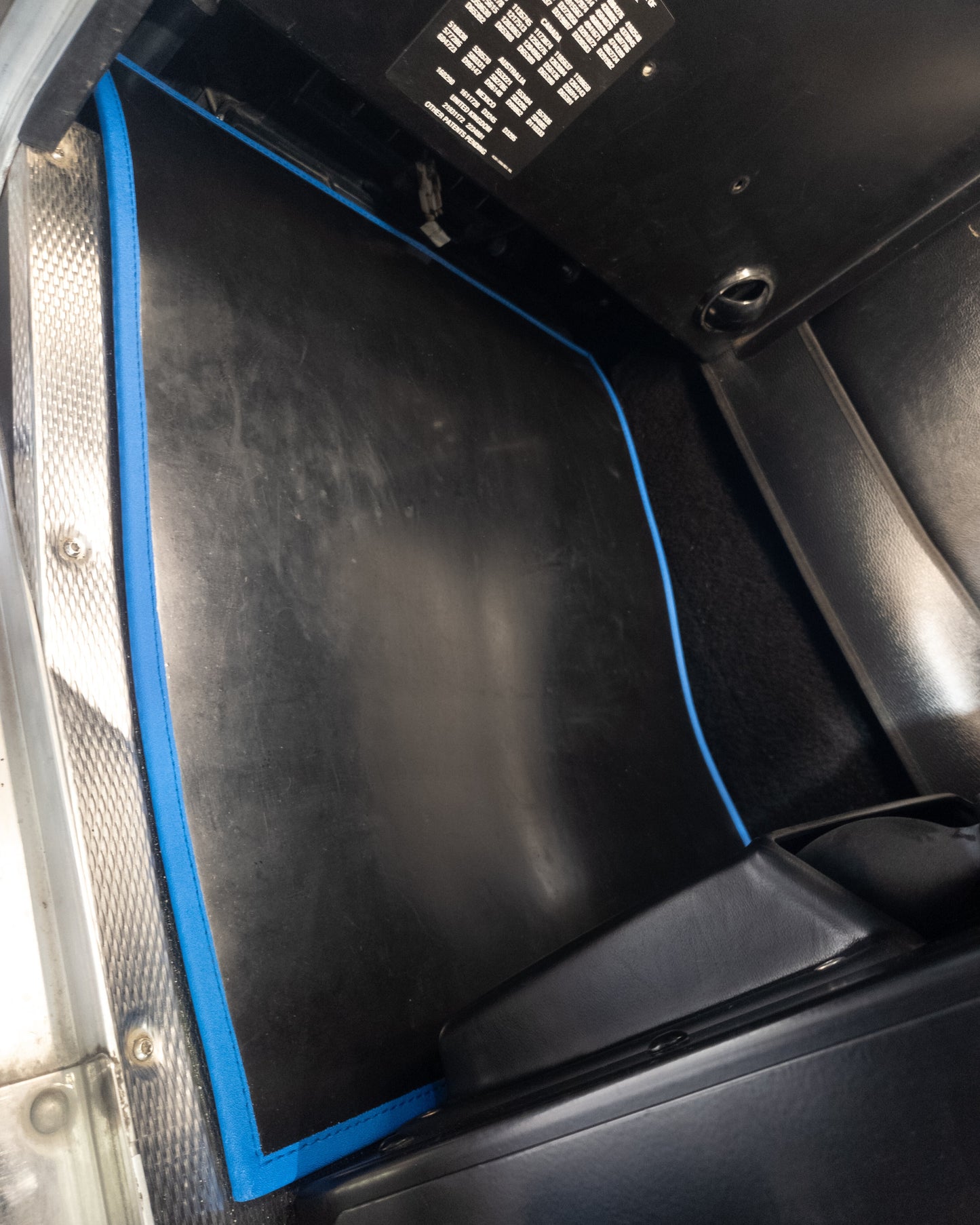 Heavy-Duty Floormats K200